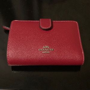 Coach medium zipper wallet